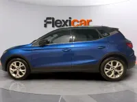 Usado Seat Arona FR 110 CV (80 kW) 2022 Azul SUV