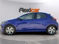 Usado Toyota Yaris Hybrid Active 116 CV (85 kW) 2025 Azul Berlina