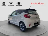 Usado Hyundai i10 67 CV (49 kW) 2024 Blanco Utilitario
