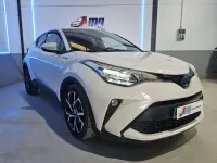 Usado Toyota C-HR Advance 122 CV (89 kW) 2021 Blanco SUV