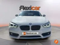 Begagnad BMW 118 136 HK (100 kW) 2019 Vit Halvkombi