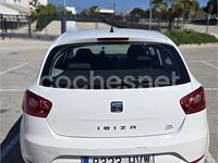 Usado Seat Ibiza Reference 90 CV (66 kW) 2014 Blanco Berlina