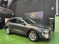 Usado Ford Kuga Titanium 120 CV (88 kW) 2022 Gris / plata SUV