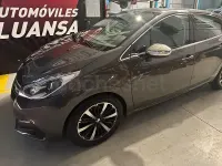 Usado Peugeot 208 82 CV (60 kW) 2019 Beige Utilitario