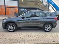 Usado BMW X1 Sport Line 136 CV (100 kW) 2017 Gris / plata SUV