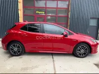 Usado Toyota Corolla Active 122 CV (89 kW) 2019 Rojo Berlina