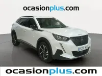 Usado Peugeot 2008 Allure 100 CV (73 kW) 2023 Blanco SUV