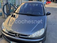 Usado Peugeot 206 70 CV (51 kW) 2007 Gris / plata Berlina