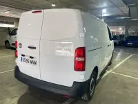 Usado Toyota Proace 120 CV (88 kW) 2024 Blanco Monovolumen