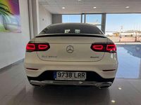 Usado Mercedes GLC220 194 CV (142 kW) 2021 Blanco Coupe