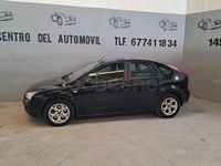 Usado Ford Focus Ghia 115 CV (84 kW) 2006 Negro Berlina
