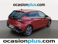 Usado Hyundai i20 100 CV (73 kW) 2024 Rojo Utilitario