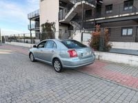 Usado Toyota Avensis Sol 129 CV (94 kW) 2007 Gris / plata Berlina