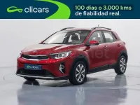 Usado Kia Stonic 84 CV (61 kW) 2020 Rojo SUV