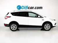 Usado Ford Kuga Trend 120 CV (88 kW) 2019 Blanco SUV