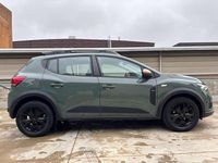 Usado Dacia Sandero Extreme 101 CV (74 kW) 2025 Verde SUV