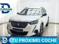 Usado Peugeot 2008 Allure 100 CV (73 kW) 2023 Blanco SUV