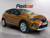 Usado Renault Captur Zen 90 CV (66 kW) 2020 Naranja SUV