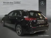 Usado Mercedes A180 116 CV (85 kW) 2024 Negro noche Utilitario