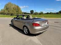 Usado BMW 320 Cabriolet 170 CV (125 kW) 2008 Beige Descapotable