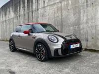 Usado Mini John Cooper Works 231 CV (169 kW) 2022 Gris / plata Utilitario