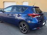 Usado Toyota Auris Hybrid Edition 136 CV (100 kW) 2017 Azul Berlina