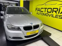 Usado BMW 320 184 CV (135 kW) 2011 Gris / plata Familiar