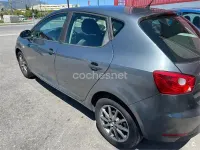 Usado Seat Ibiza Style 85 CV (62 kW) 2015 Gris / plata Berlina