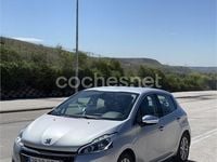 Używany Peugeot 208 Allure 110 KM (80 kW) 2017 Szary Hatchback