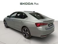 Nuevo Skoda Octavia 150 CV (110 kW) 2026 Gris plata