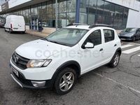 Usado Dacia Sandero Stepway 90 CV (66 kW) 2016 Blanco Berlina