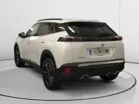 Usado Peugeot 2008 Allure 130 CV (95 kW) 2021 Blanco SUV