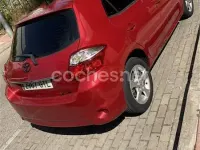 Usado Toyota Auris Active 126 CV (92 kW) 2010 Rojo Utilitario