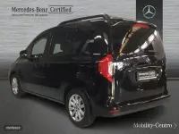 Usado Mercedes EQT200 89 kW (122 CV) 2025 Negro Monovolumen