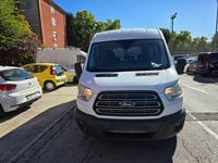 Usado Ford Transit Trend 130 CV (95 kW) 2017 Blanco Familiar