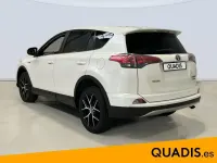 Usado Toyota RAV4 Hybrid Advance 197 CV (144 kW) 2018 Blanco SUV
