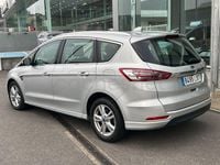 Usado Ford S-MAX Titanium 150 CV (110 kW) 2022 Gris / plata Monovolumen