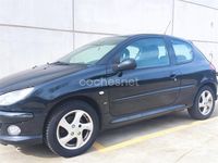 Usado Peugeot 206 90 CV (66 kW) 2004 Negro Berlina