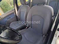 Usado Peugeot 206 75 CV (55 kW) 2003 Blanco Berlina