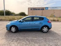 Usado Renault Mégane III Dynamique 115 CV (84 kW) 2013 Azul Berlina