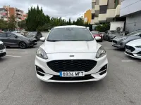 Usado Ford Kuga ST-Line 225 CV (165 kW) 2023 Blanco platino (especial) SUV