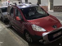 Usado Peugeot Partner Tepee Premium 110 CV (80 kW) 2009 Granate Monovolumen