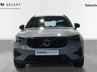 Nuevo Volvo XC40 Plus 2026 Gris SUV