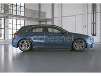 Usado Mercedes A180 AMG line 116 CV (85 kW) 2022 Denim blue  metallic paint Berlina