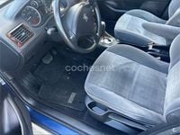 Usado Peugeot 307 138 CV (101 kW) 2004 Gris / plata Berlina