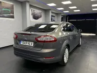 Usado Ford Mondeo Titanium 140 CV (102 kW) 2012 Beige Berlina