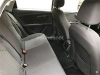 Usado Seat Leon Style 105 CV (77 kW) 2013 Gris / plata Berlina