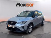 Usado Seat Arona Style 110 CV (80 kW) 2022 Gris SUV