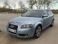 Usado Audi A3 Ambiente 140 CV (102 kW) 2006 Azul Utilitario