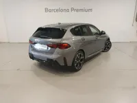 Usado BMW 120 Comfort Edition 163 CV (119 kW) 2025 Gris Utilitario
